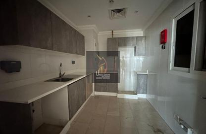 Apartment - 3 Bedrooms - 3 Bathrooms for rent in Fox Hills A13 - Fox Hills - Lusail