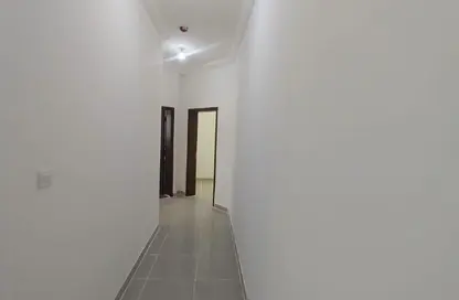 Apartment - 2 Bedrooms - 2 Bathrooms for rent in Anas Street - Fereej Bin Mahmoud North - Fereej Bin Mahmoud - Doha