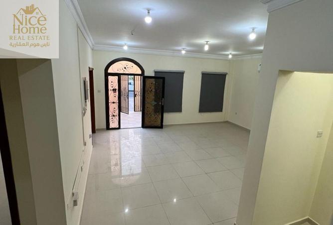 61789329 - Property Image 3