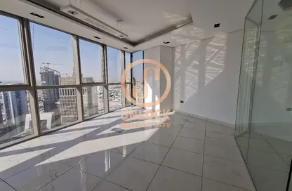 Office Space - 3 Bedrooms - 4 Bathrooms for rent in West Bay Tower - West Bay - West Bay - Doha