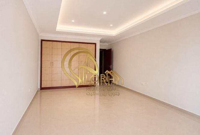 56825079 - Property Image 3
