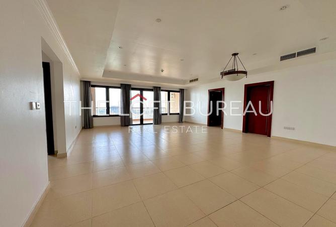 983549 - Property Image 3