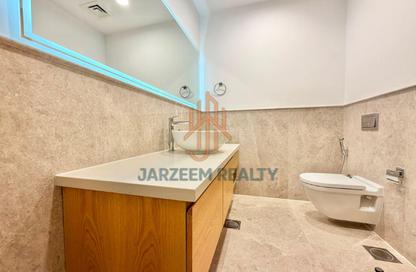 Apartment - 2 Bedrooms - 2 Bathrooms for rent in The Garden - Floresta Gardens - The Pearl Island - Doha