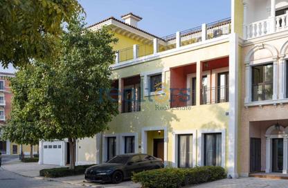 Townhouse - 2 Bedrooms - 4 Bathrooms for sale in Carnaval - Qanat Quartier - The Pearl Island - Doha