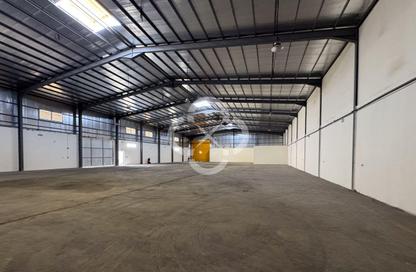 Warehouse - Studio for rent in East Industrial Street - Birkat Al Awamer - Al Wakra