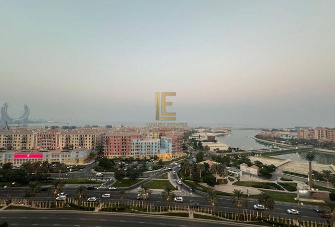 982858 - Property Image 2