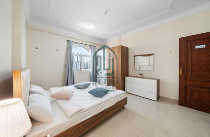 Apartment - 2 Bedrooms - 2 Bathrooms for rent in Al Sadd Road - Al Sadd - Doha