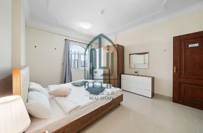 Apartment - 2 Bedrooms - 2 Bathrooms for rent in Al Sadd Road - Al Sadd - Doha