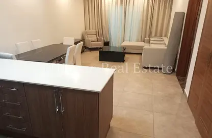 شقة - غرفة نوم - 2 حمامات للايجار في الاركية سيتي - الوسيل