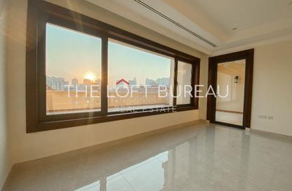 Townhouse - 1 Bedroom - 2 Bathrooms for rent in West Porto Drive - Porto Arabia - The Pearl Island - Doha