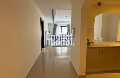 Apartment - 1 Bedroom - 1 Bathroom for rent in East Porto Drive - Porto Arabia - The Pearl Island - Doha Apartment - 1 Bedroom - 1 Bathroom for rent in East Porto Drive - Porto Arabia - The Pearl Island - Doha