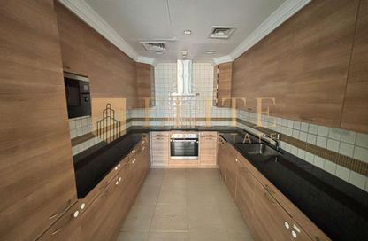 Apartment - 2 Bedrooms - 2 Bathrooms for rent in East Porto Drive - Porto Arabia - The Pearl Island - Doha