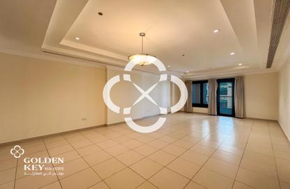 Apartment - 1 Bedroom - 2 Bathrooms for rent in East Porto Drive - Porto Arabia - The Pearl Island - Doha