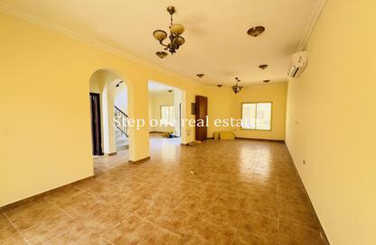 مجمع سكني - 4 غرف نوم - 4 حمامات للايجار في شارع الوعب - الوعب - الدوحة مجمع سكني - 4 غرف نوم - 4 حمامات للايجار في شارع الوعب - الوعب - الدوحة