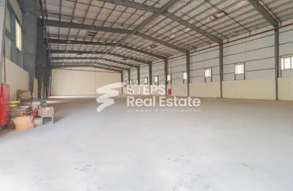 مخزن - استوديو للايجار في شارع الصناعية الشرقي - بركة العوامر - الوكرة