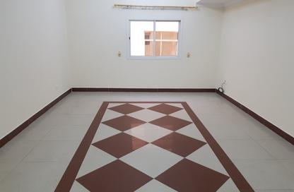 Apartment - 3 Bedrooms - 3 Bathrooms for rent in Al Sadd Road - Al Sadd - Doha