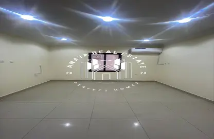 Apartment - Studio - 1 Bathroom for rent in Muaither Area - Doha