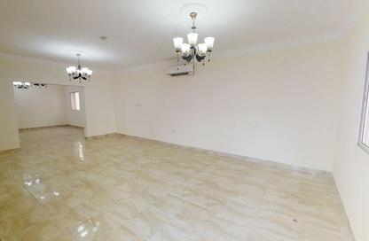 Villa - 4 Bedrooms - 3 Bathrooms for rent in Ezdan Village 1 - Al Gharrafa - Doha