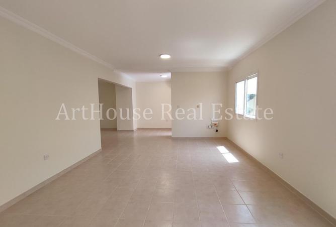 52774171 - Property Main Image