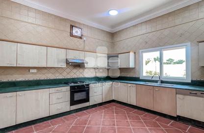 Villa - 3 Bedrooms - 4 Bathrooms for rent in West Gate - West Bay Lagoon - Doha