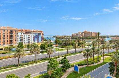 Apartment - Studio - 1 for rent in One Porto Arabia - Porto Arabia - The Pearl Island - Doha
