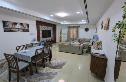 Apartment - 2 Bedrooms - 2 Bathrooms for sale in East Porto Drive - Porto Arabia - The Pearl Island - Doha Apartment - 2 Bedrooms - 2 Bathrooms for sale in East Porto Drive - Porto Arabia - The Pearl Island - Doha
