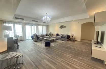 Apartment - 3 Bedrooms - 4 Bathrooms for rent in East Porto Drive - Porto Arabia - The Pearl Island - Doha Apartment - 3 Bedrooms - 4 Bathrooms for rent in East Porto Drive - Porto Arabia - The Pearl Island - Doha