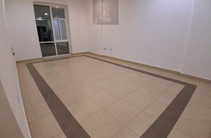 Apartment - 1 Bedroom - 1 Bathroom for rent in Al Sadd Road - Al Sadd - Doha Apartment - 1 Bedroom - 1 Bathroom for rent in Al Sadd Road - Al Sadd - Doha