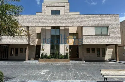 Compound - 4 Bedrooms - 6 Bathrooms for rent in Mamoura 18 - Al Maamoura - Doha