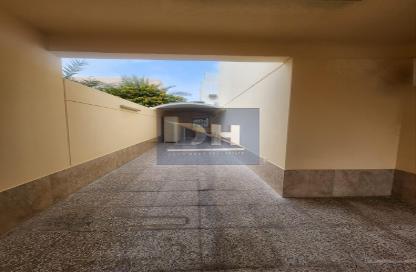 Villa - Studio - 5 Bathrooms for rent in Al Hilal - Doha