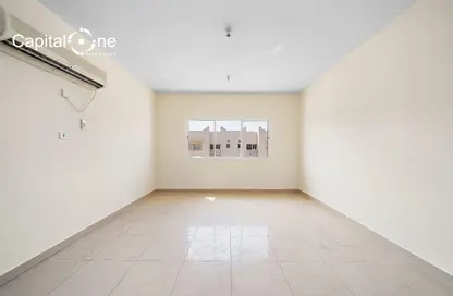 شقة - غرفة نوم - 2 حمامات للايجار في شقق مساكن المطار القديم - طريق المطار القديم - الدوحة