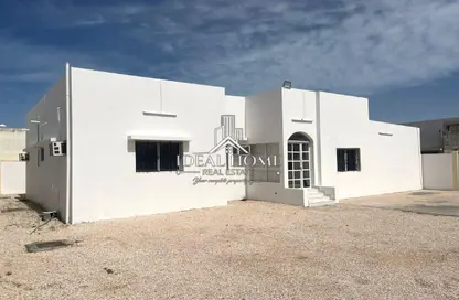 فيلا - 4 غرف نوم - 3 حمامات للايجار في أبو نخله - الدوحة