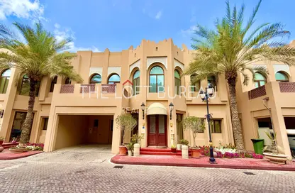 فيلا - 5 غرف نوم - 6 حمامات للايجار في فلل واست باي لاغون - وست باي لاجون - بحيرة وست لاجون - الدوحة