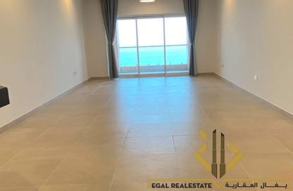 Apartment - 2 - 3 for sale in Viva West - Viva Bahriyah - The Pearl Island - Doha
