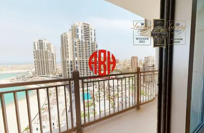 Apartment - 3 Bedrooms - 4 Bathrooms for rent in Abraj Bay - Abraj Quartiers - The Pearl Island - Doha