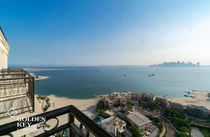 Apartment - 2 Bedrooms - 3 Bathrooms for rent in The Garden - Floresta Gardens - The Pearl Island - Doha