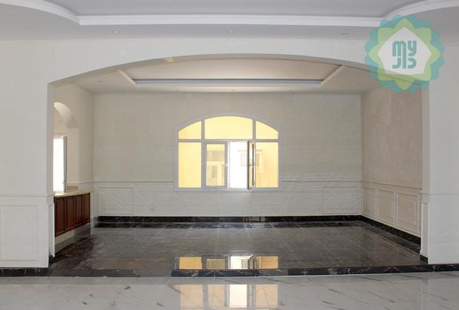 54490653 - صورة العقار 2