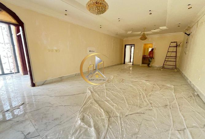 54249100 - Property Image 2