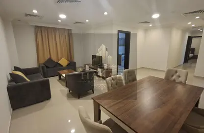 Apartment - 2 Bedrooms - 2 Bathrooms for rent in Al Khair Tower - Corniche Road - Corniche Road - Doha