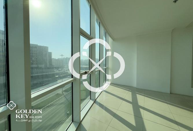 55874161 - Property Main Image