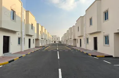 Villa - 6 Bedrooms - 6 Bathrooms for rent in Al Kheesa - Al Kheesa - Umm Salal Mohammed