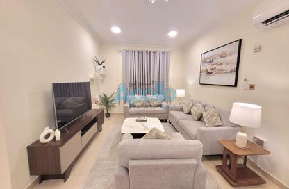 Apartment - 2 Bedrooms - 2 Bathrooms for rent in Al Khazin Street - Madinat Khalifa South - Madinat Khalifa - Doha