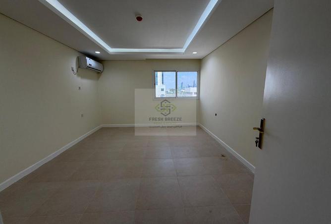 52318245 - Property Image 3