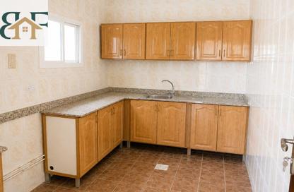 Apartment - 2 Bedrooms - 2 Bathrooms for rent in Al Mansoura - Al Mansoura - Doha