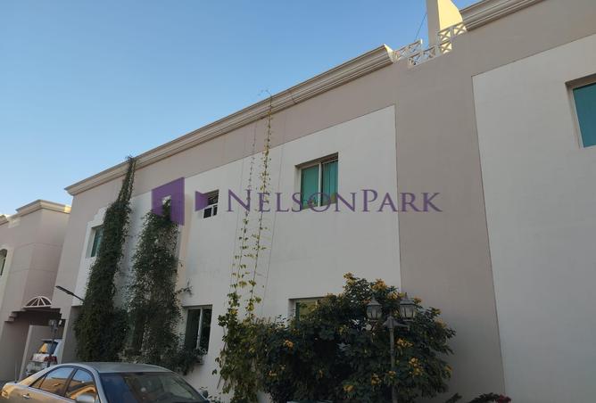 56120289 - Property Image 2