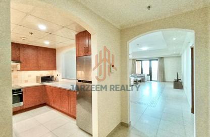 Apartment - 1 Bedroom - 1 Bathroom for rent in West Porto Drive - Porto Arabia - The Pearl Island - Doha