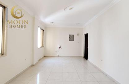 Apartment - 2 Bedrooms - 2 Bathrooms for rent in Umm Ghuwailina 4 - Umm Ghuwailina - Doha Apartment - 2 Bedrooms - 2 Bathrooms for rent in Umm Ghuwailina 4 - Umm Ghuwailina - Doha