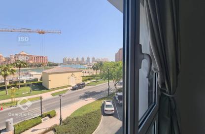 Apartment - 1 Bedroom - 2 Bathrooms for rent in Carnaval - Qanat Quartier - The Pearl Island - Doha