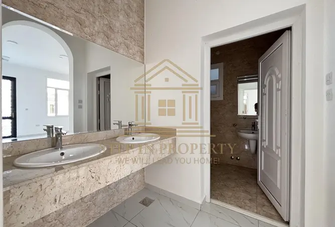 63700138 - Property Image 3