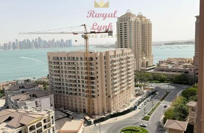 Apartment - 1 Bedroom - 2 Bathrooms for rent in West Porto Drive - Porto Arabia - The Pearl Island - Doha